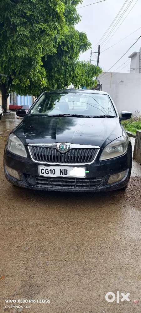 Skoda Rapid Elegance 2013 Diesel Manual