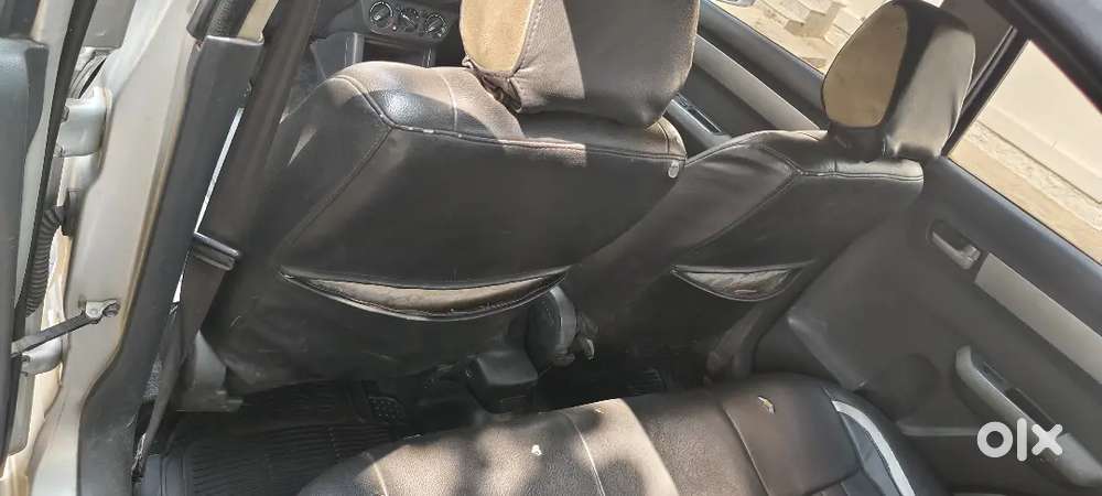 Maruti Suzuki Swift Dzire 2011