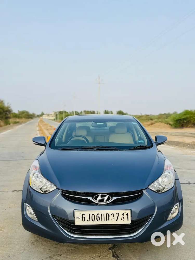 Hyundai New Elantra 2014 Petrol Well Maintained