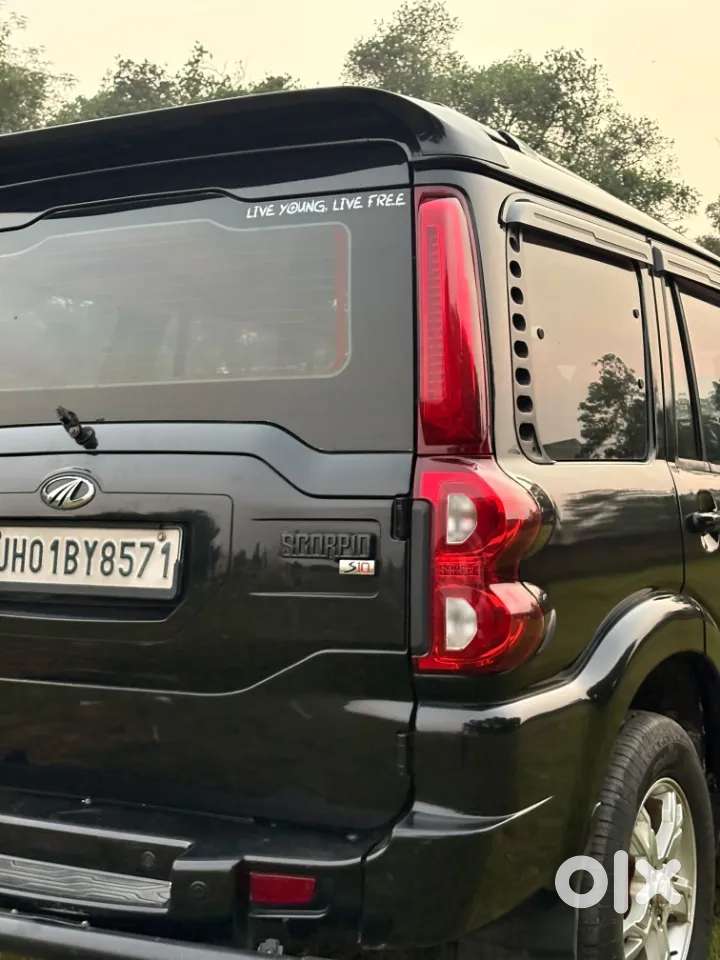 Mahindra Scorpio S10, 2016, Diesel