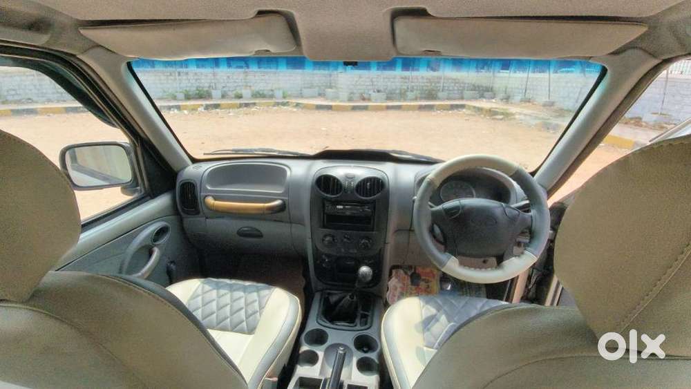 Mahindra Scorpio 2009-2014 M2di, 2009, Diesel