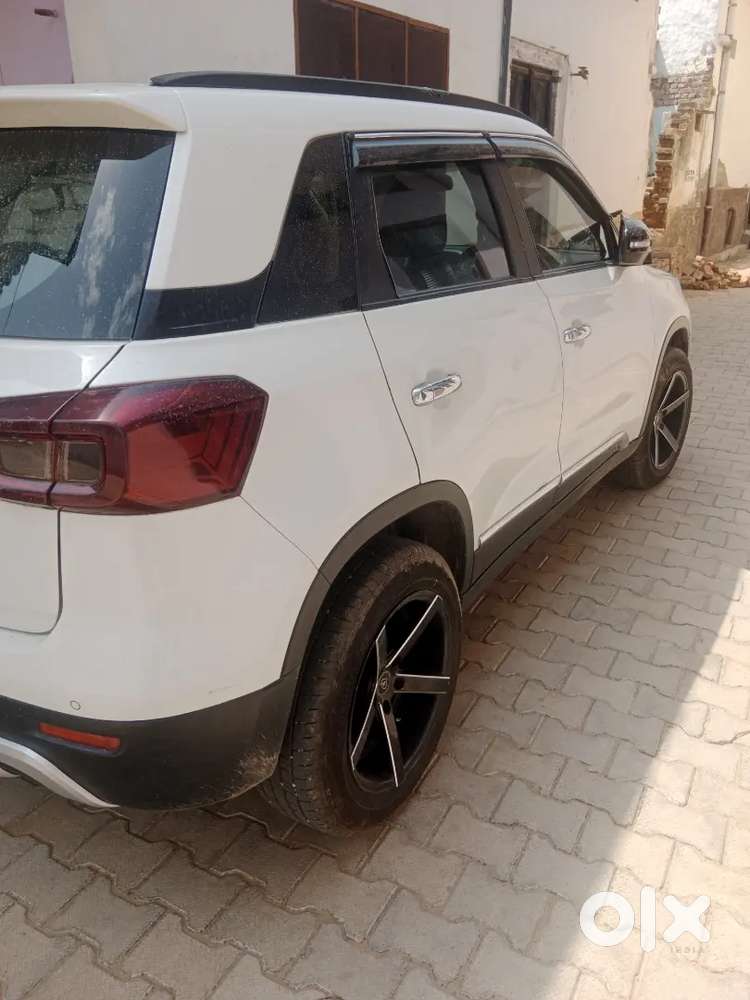 Maruti Suzuki Vitara Brezza 2022 Petrol 70000 Km Driven