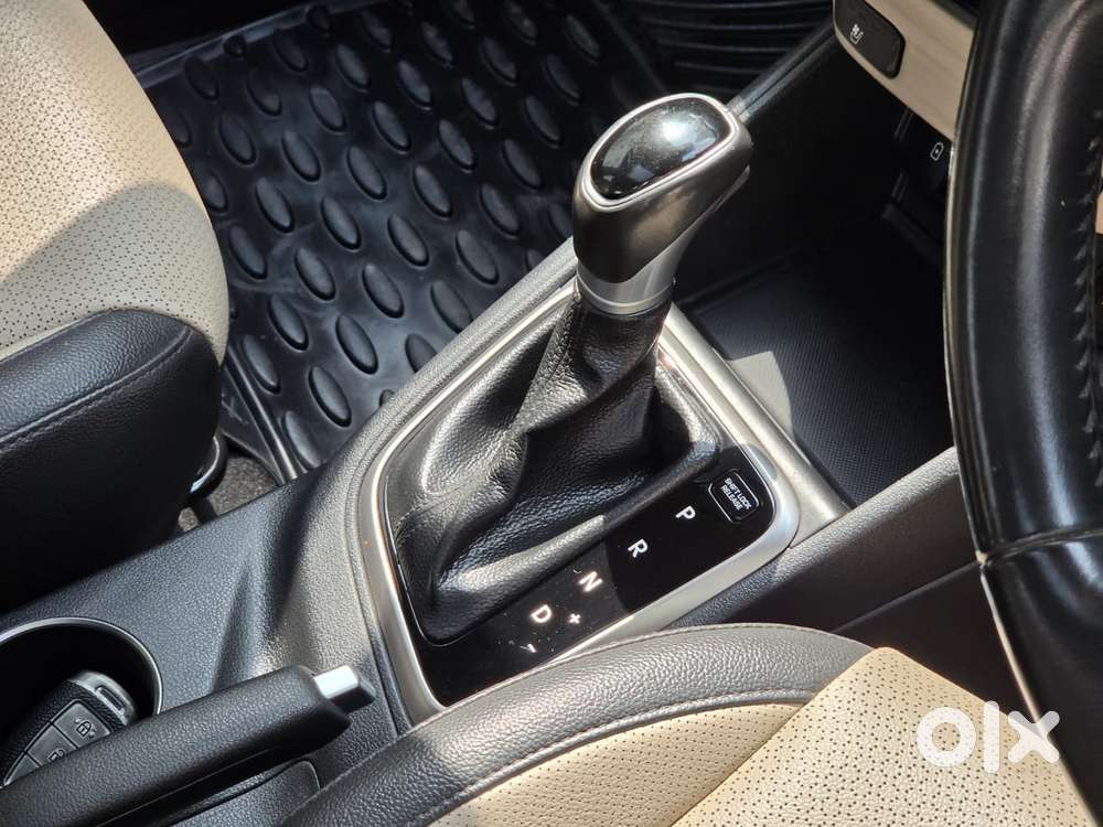 Hyundai Verna 1.6 Sx (o) Crdi At, 2018, Petrol