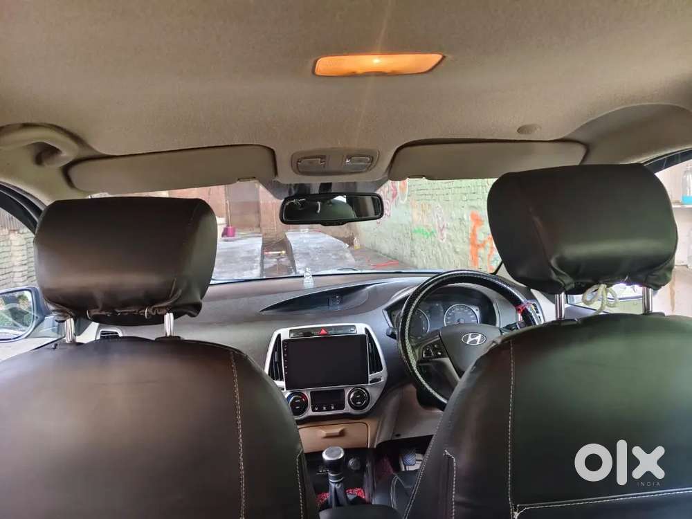 I20 Petrol Sportz (80k Accessories Installed With Cng )