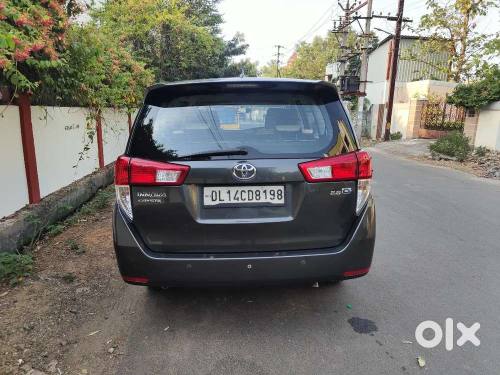 Toyota Innova Crysta 2018 Diesel 60000 Km Driven