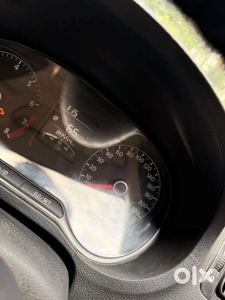 Volkswagen Ameo 2017 Petrol 90000 Km Driven Show Room' Track And Good