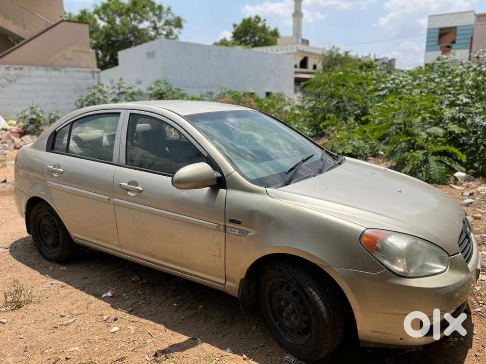 Hyundai Verna 2010 Petrol 95000 Km Driven