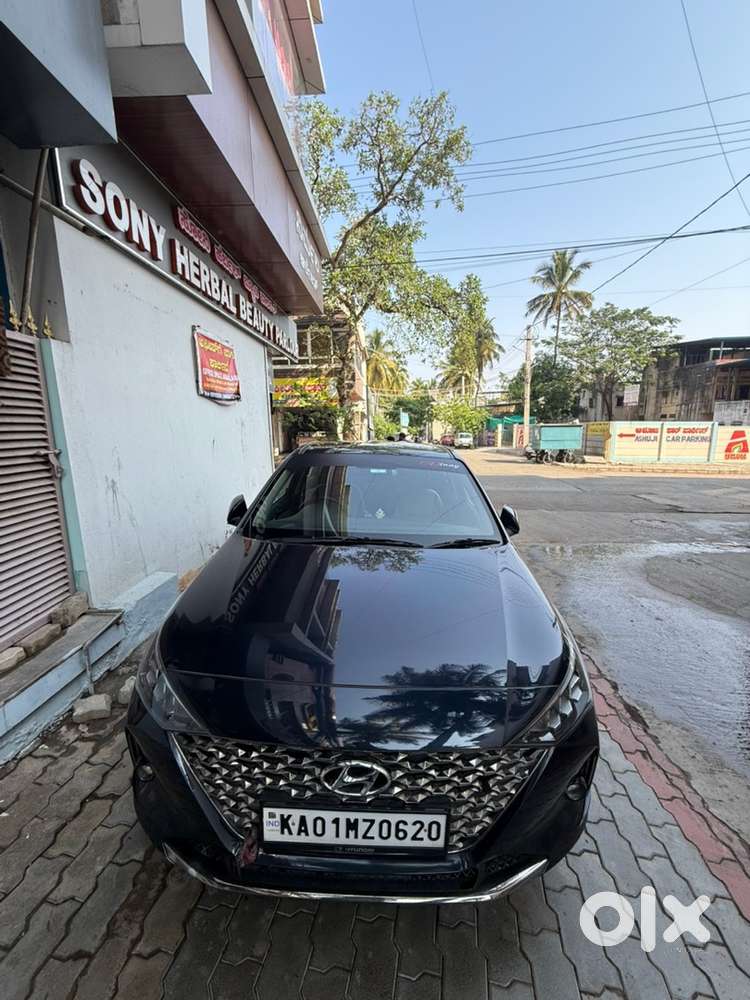 Hyundai Verna Petrol 2023