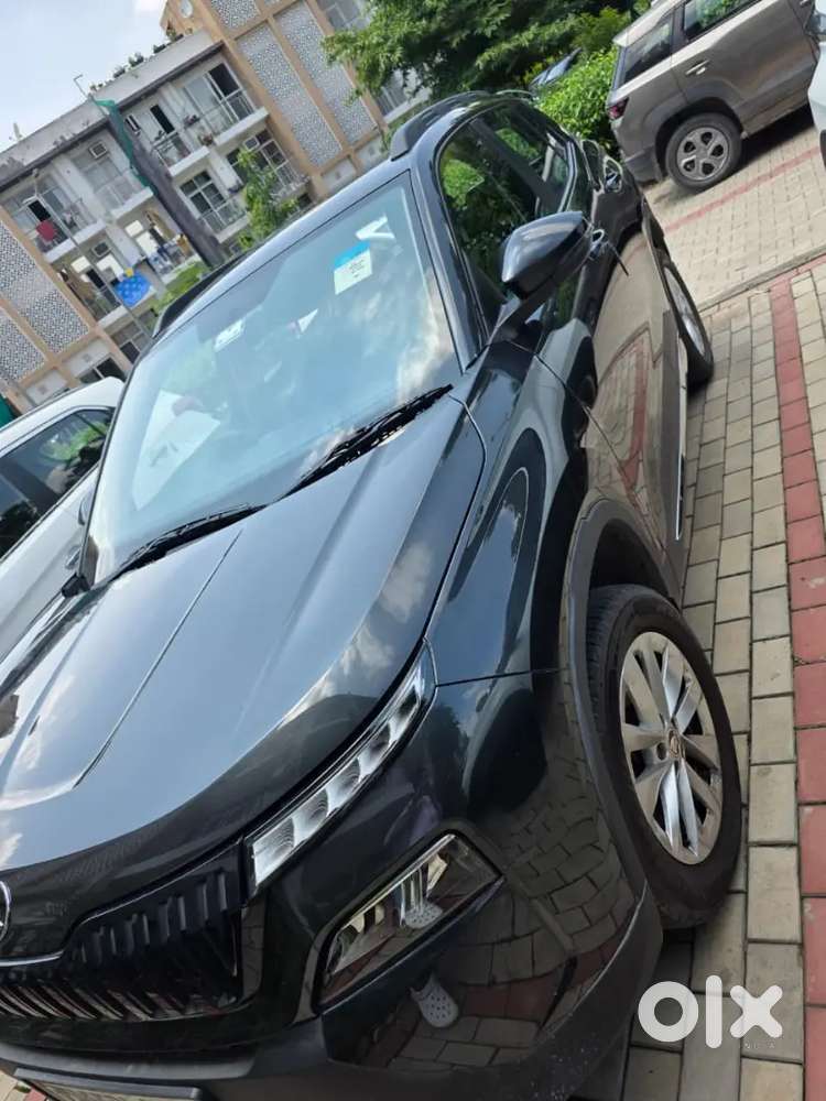 Skoda Kylaq Signature 2025