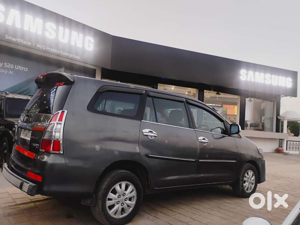 Toyota Innova 2.5 V 7 Str, 2010, Diesel