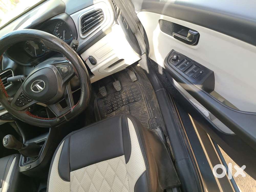 Tata Altroz 1.2 Xm Plus, 2023, Diesel