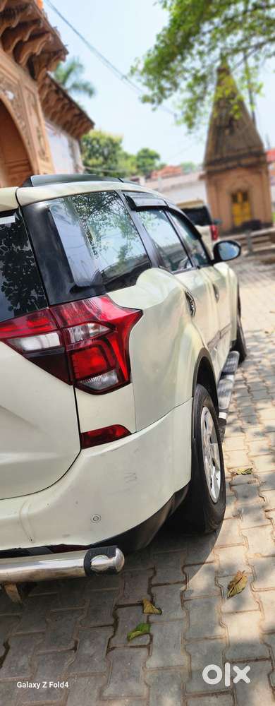 Mahindra Xuv500 At W6 2wd, 2015, Diesel