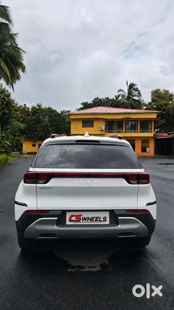 Kia Sonet 2023 Petrol Manual 64500 Km