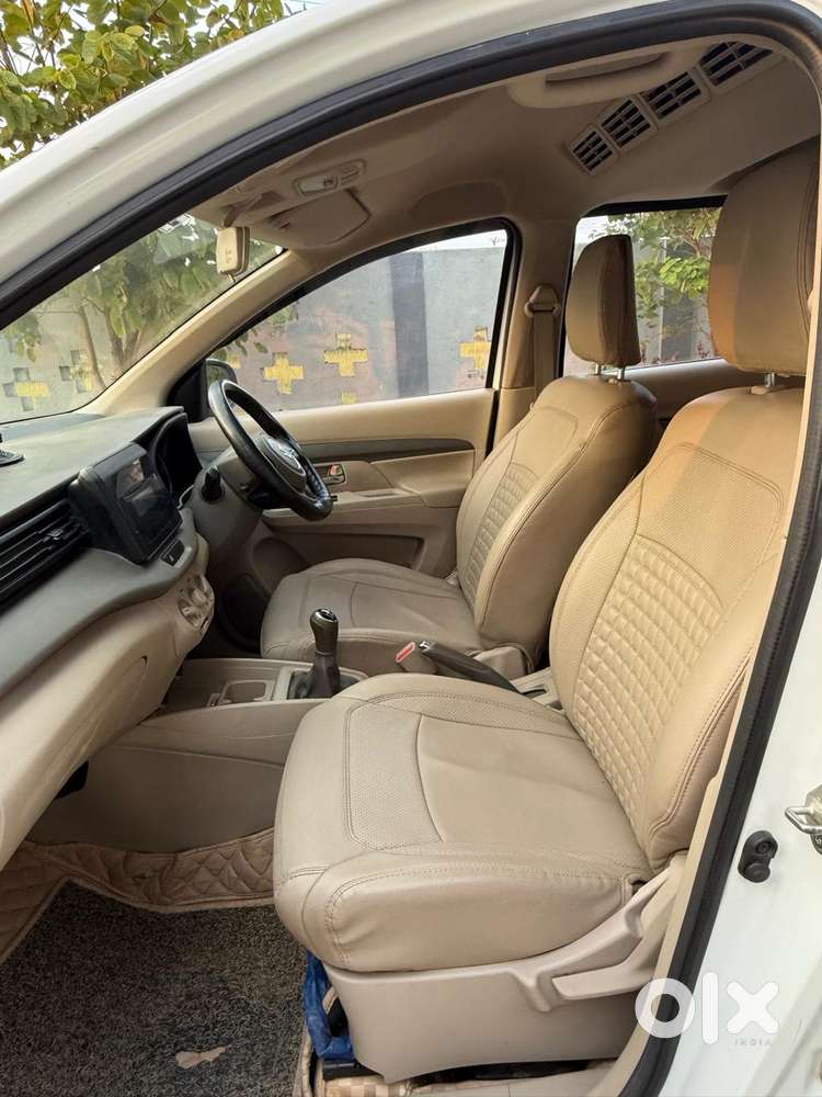 Maruti Suzuki Ertiga 2022-2023  Vxi, 2023, Petrol