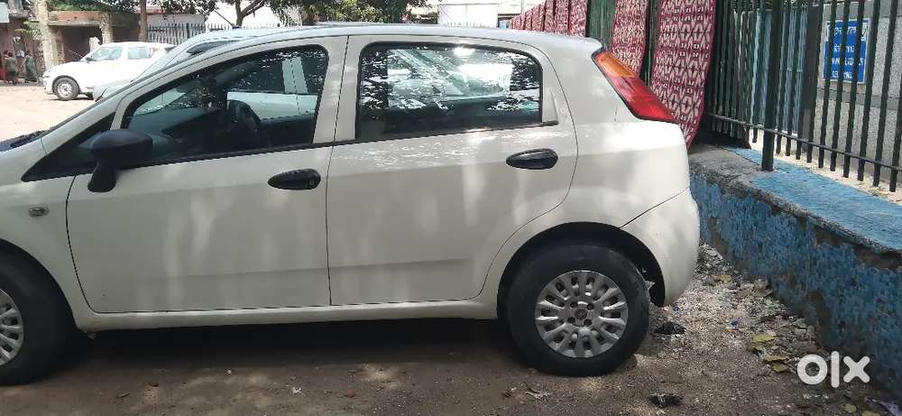 Fiat Punto Pure 2017 Car