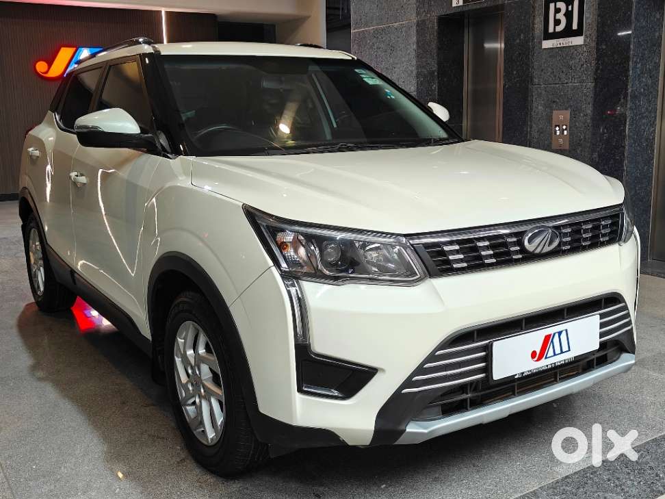 Mahindra Xuv300 W8 Option Diesel, 2022, Diesel