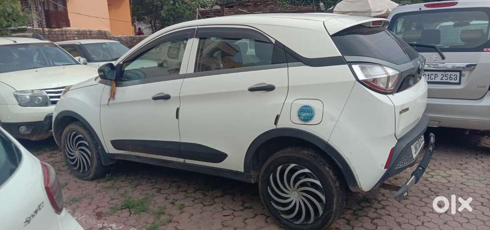 Tata Nexon 1.2 Revotron Xm, 2019, Diesel