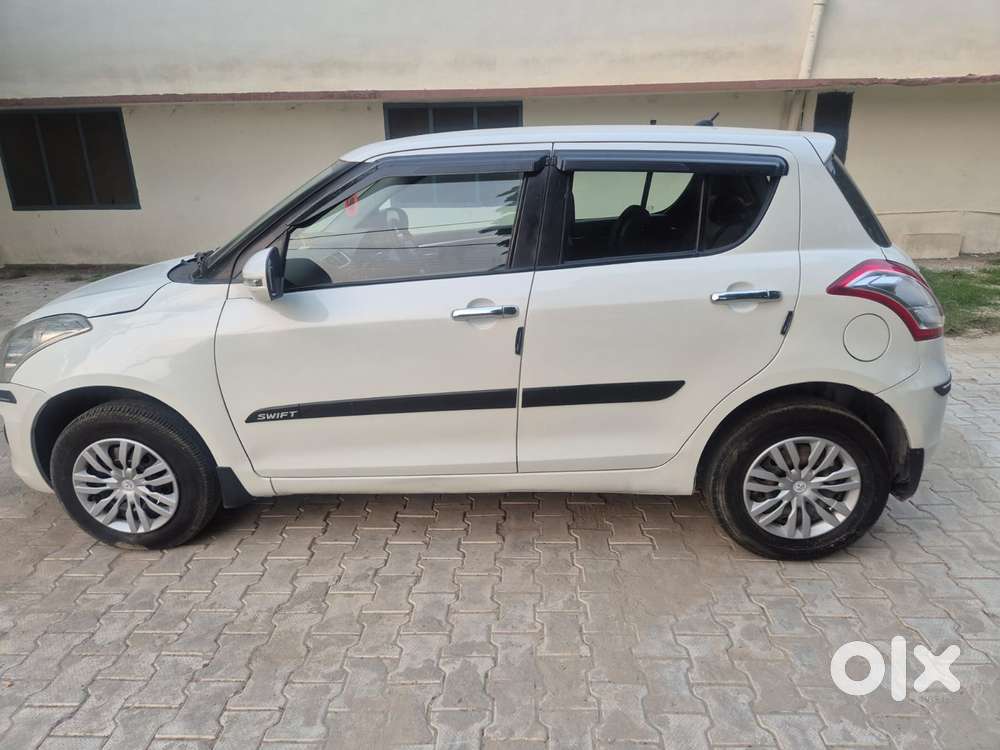 Maruti Suzuki Swift Vxi + Manual, 2016, Petrol