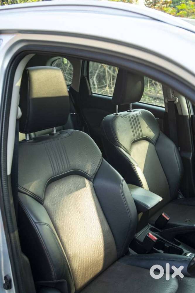 Toyota Urban Cruiser Hyryder, 2023, Petrol