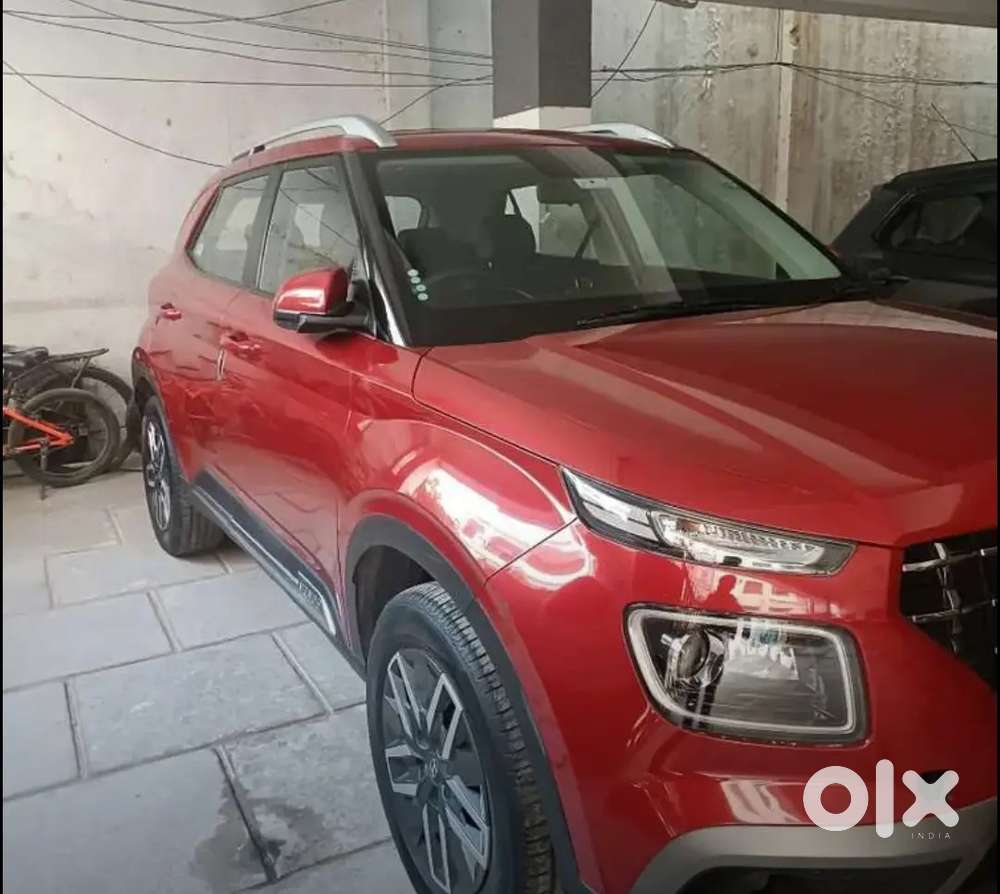 Hyundai Venue Petrol Manual 2021