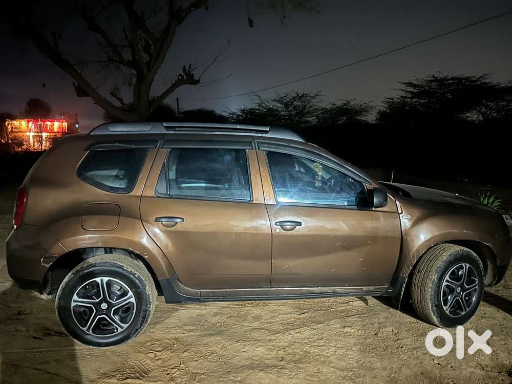 Renualt Duster 2015 Model Diesel Good Candisan