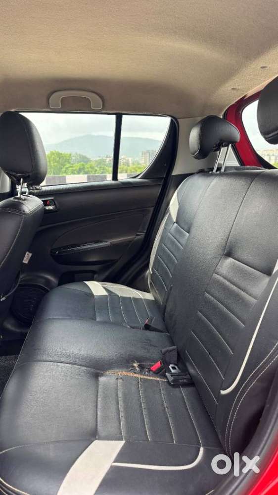 Maruti Suzuki Swift Vxi With Abs, 2013, Petrol