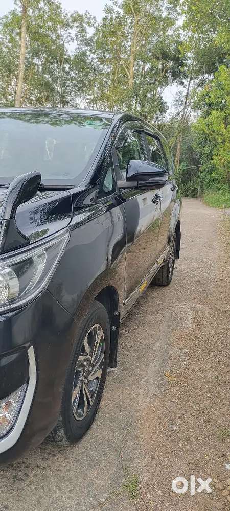 Toyota Innova Crysta 2024 Gx Mt