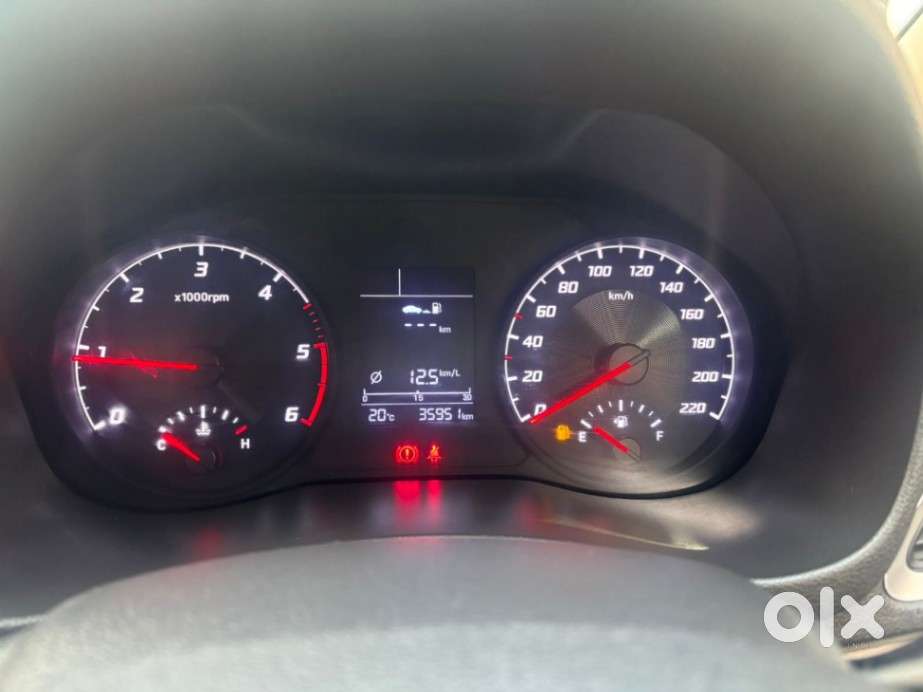 Hyundai Verna 1.5 Sx (o) Diesel Mt, 2022, Diesel