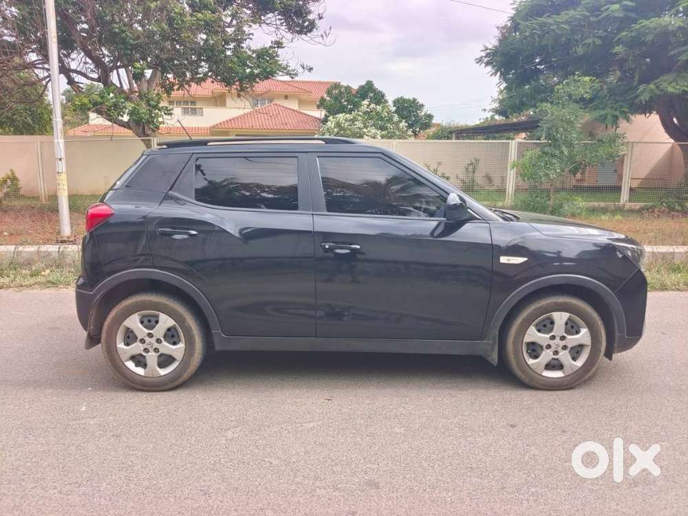 Mahindra Xuv300 W6, 2023, Petrol