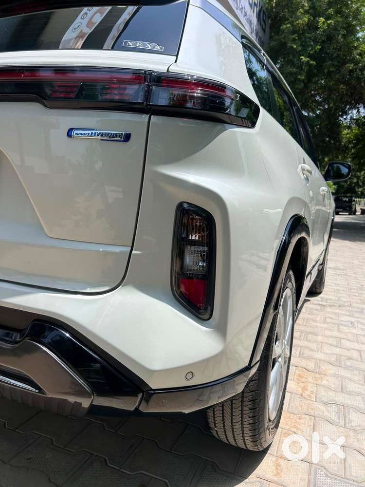 Maruti Suzuki Grand Vitara 1.5 Delta Smart Hybrid At, 2024, Petrol