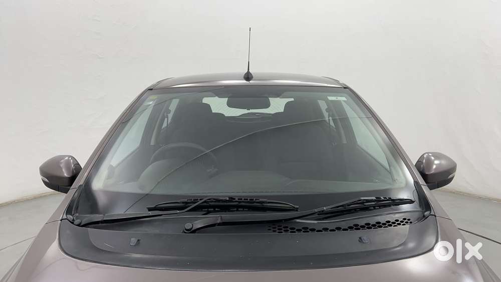 Tata Tiago Xz, 2017, Petrol