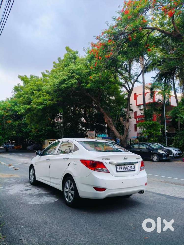 Hyundai Verna Fluidic 1.6 Vtvt Sx, 2013, Petrol