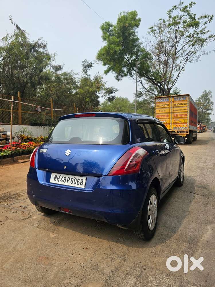 Maruti Suzuki Swift Vxi Abs Bsiv, 2013, Petrol