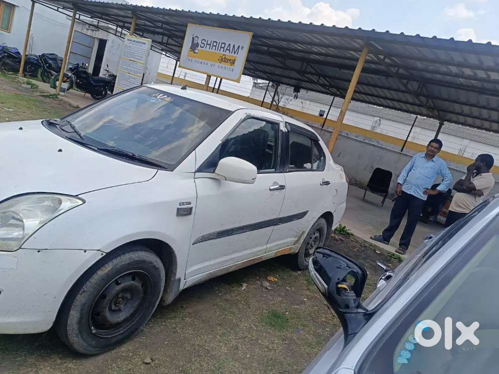 Maruti Suzuki Dzire 2015 Diesel 220000 Km Driven