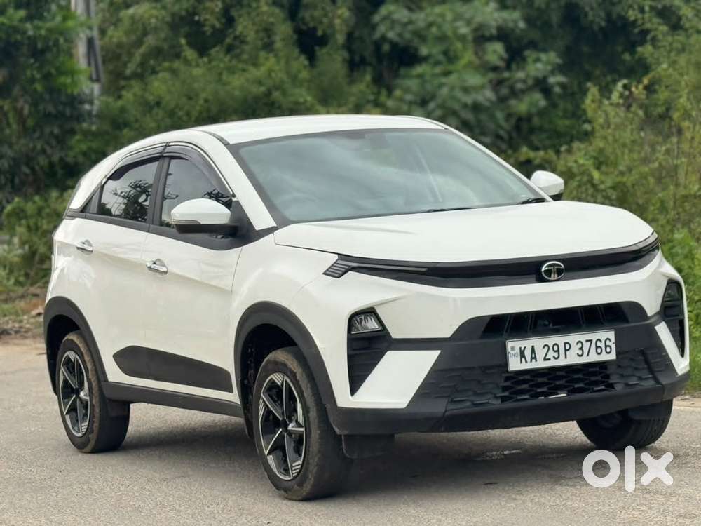 Tata Nexon Smart Plus1.2 Revotron Petrol 5 Mt, 2024, Cng & Hybrids