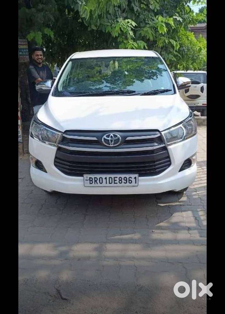 Toyota Innova Crysta 2.4 G Mt, 2017, Diesel