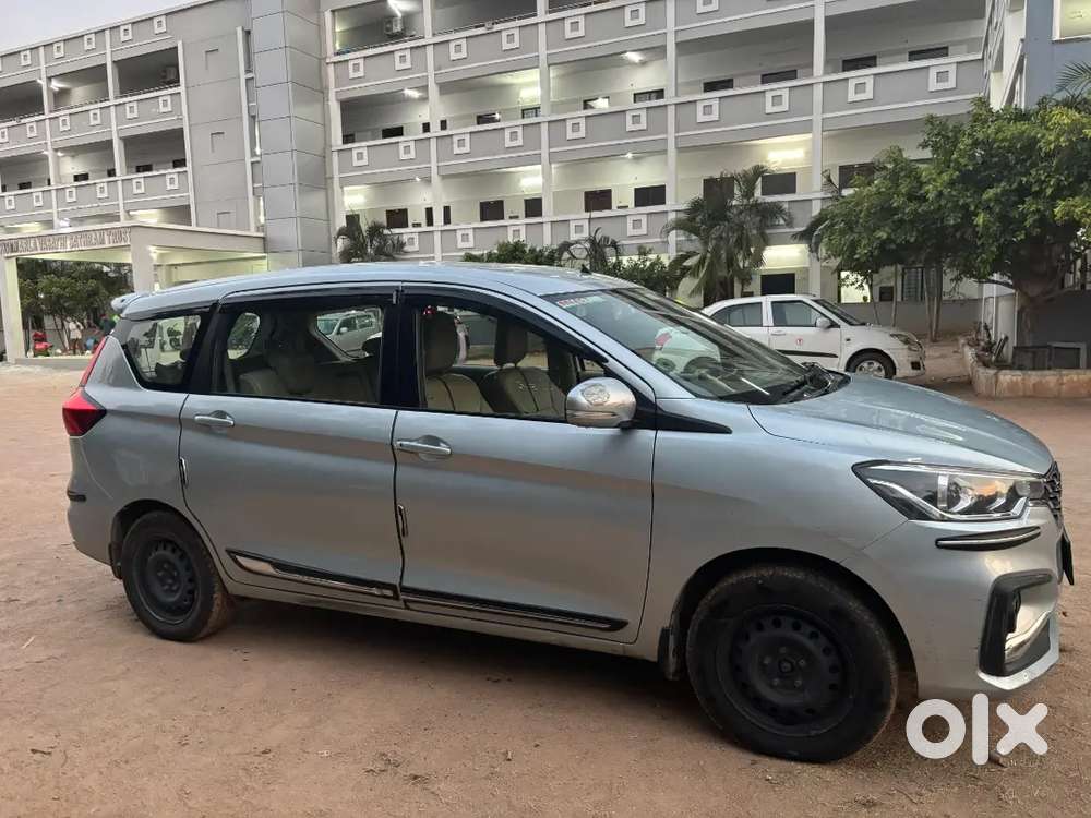 Single Owner, Show Room Track, New Tyres..