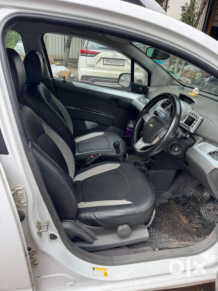 Chevrolet Beat Petrol 2015