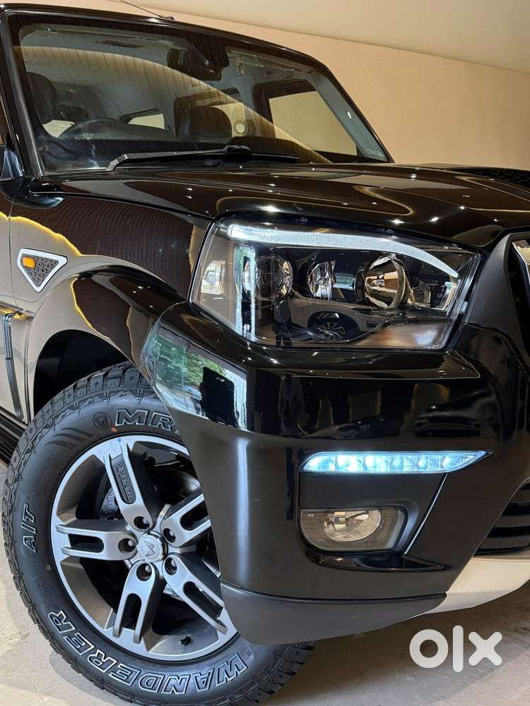 Mahindra Scorpio S10 At 2wd, 2015, Diesel
