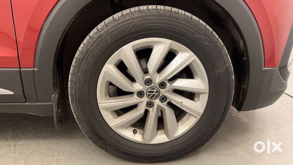 Volkswagen Taigun 1.0 Tsi Highline At, 2022, Petrol