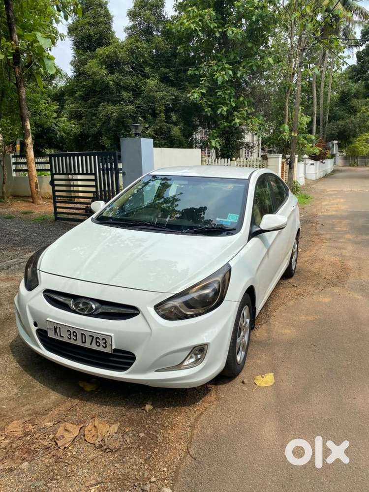 2011 Hyundai Verna Petrol  Excellent Condition  100198 Km
