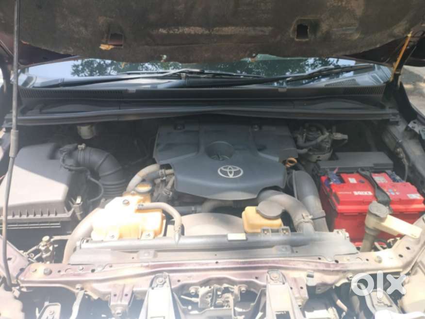 Toyota Innova Crysta 2.8z Automatic, 2017, Diesel
