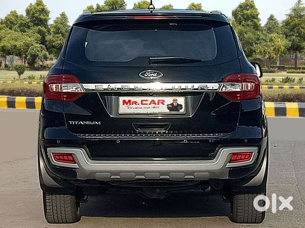 Ford Endeavour Titanium 4x2, 2020, Petrol