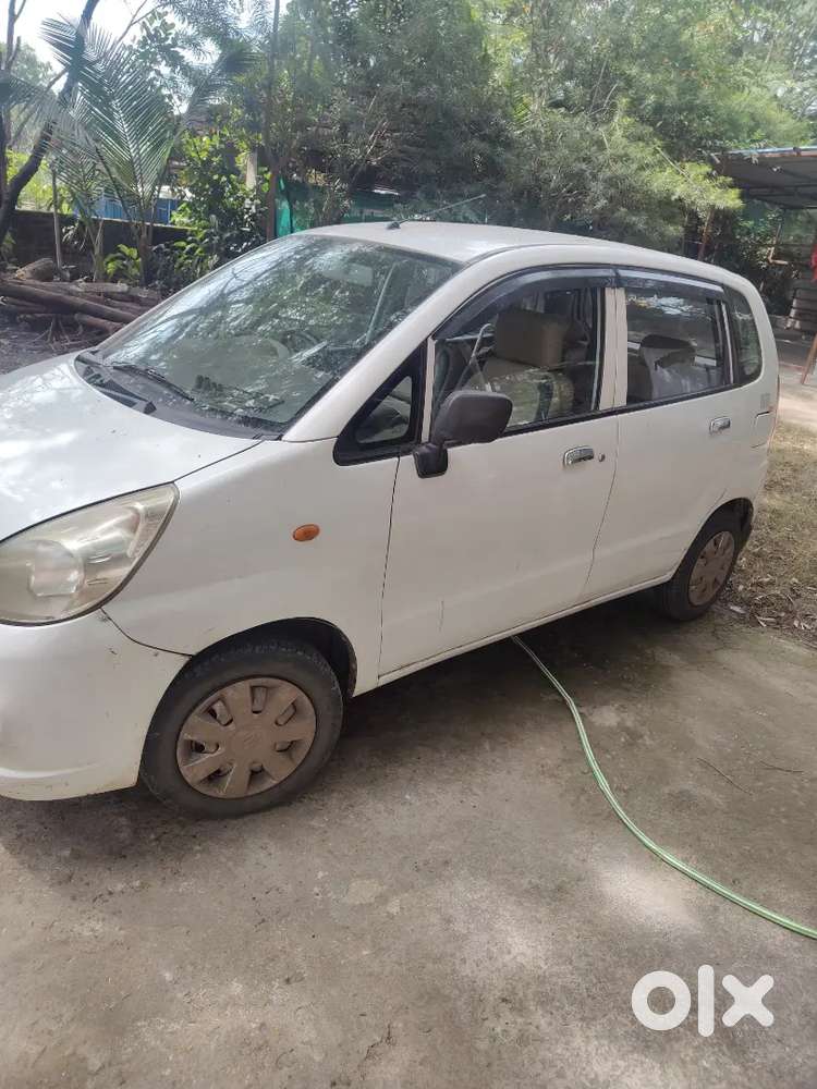 Maruti Suzuki Estilo 2013 Lxi