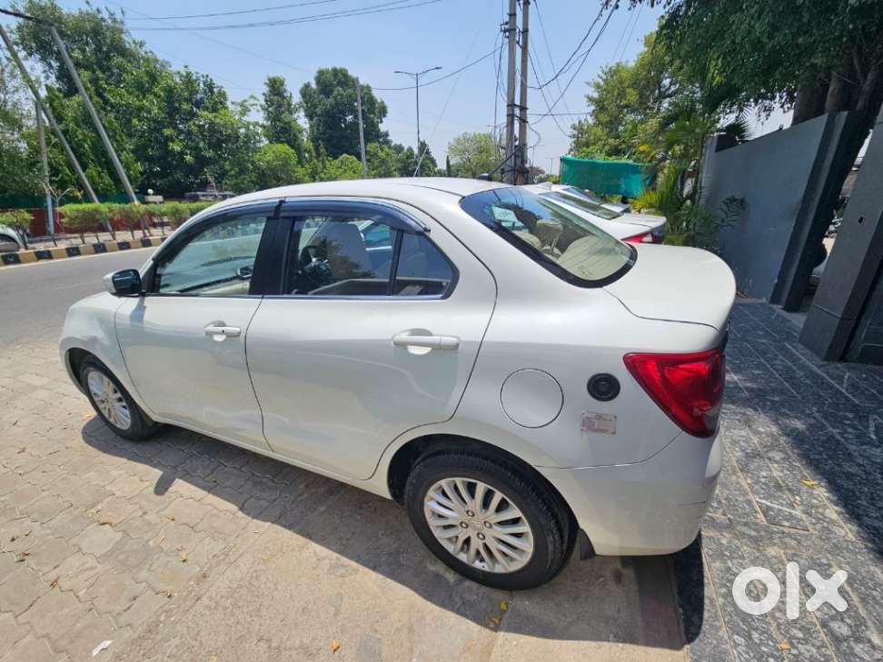 Maruti Suzuki Dzire 1.2 Zxi Cng, 2024, Petrol