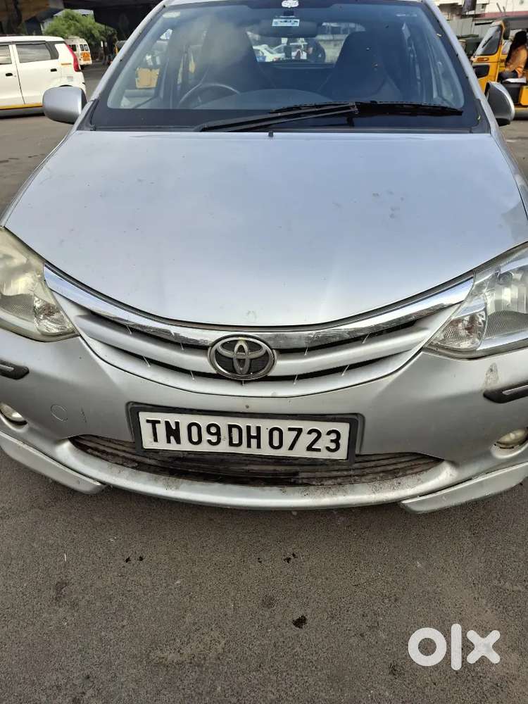 Toyota Etios Liva 2011 Petrol Well Maintained