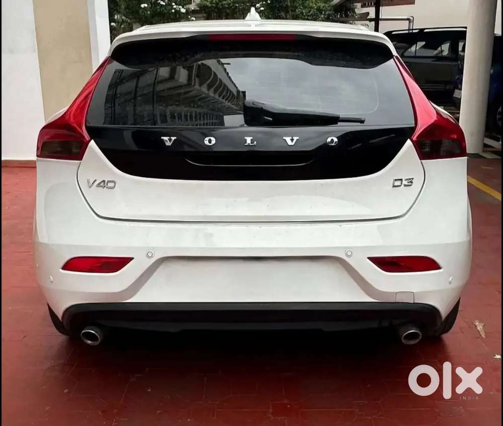 Volvo V40 2016 Diesel Well Maintained