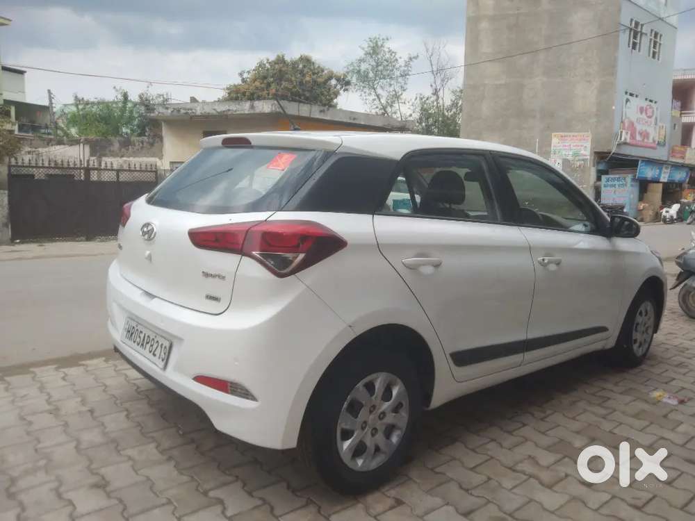 Hyundai Elite I20 2015 Diesel 88000 Km Driven