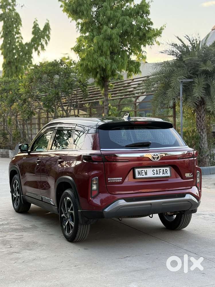 Toyota Urban Cruiser Hyryder 1.5 V Hybrid, 2023, Petrol