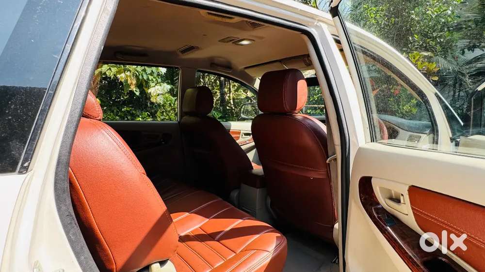 Toyota Innova 2011 Diesel Well Maintained